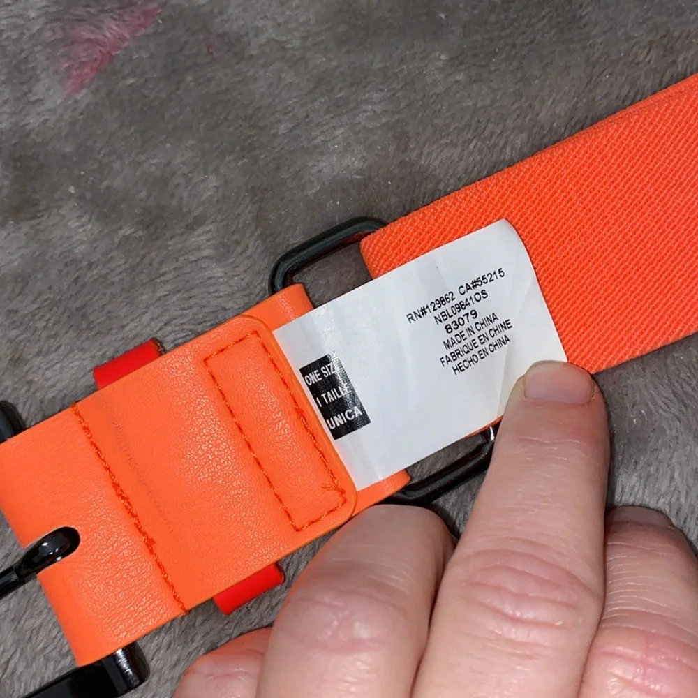 1220 Girls ONE SIZE Nike Belt